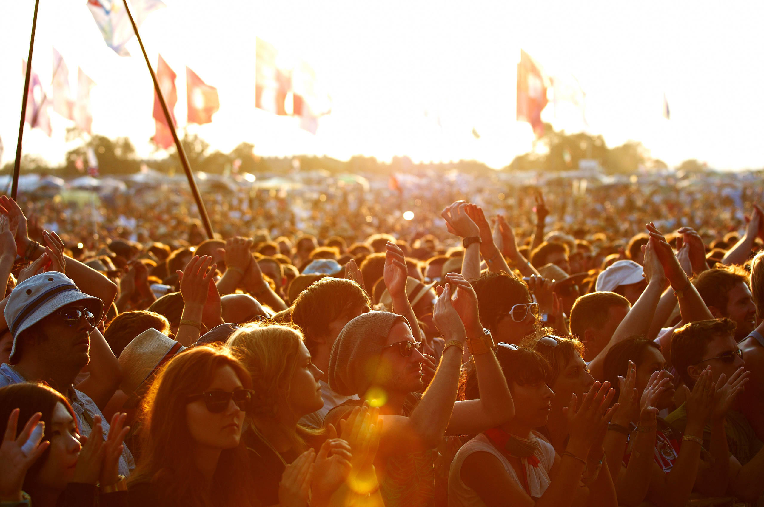 Glastonbury 2027: Tickets in Minuten ausverkauft – Fans wütend